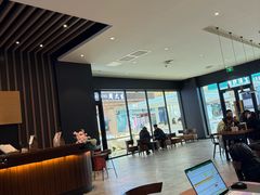 -星巴克(武汉江夏中百广场店)