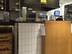 -乐凯撒披萨(东方新世界店)