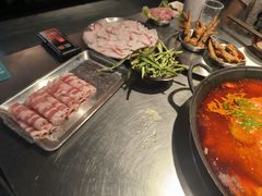 -鹿鸣山草本茶香火锅(园西路店)