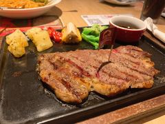 西冷-必胜客(WOW中心城店)