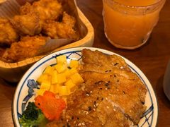-8PINTS八品脱·日料·烧鸟·精酿小酒馆(莘庄店)