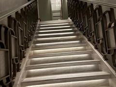 -浅深(世茂滨江精品店)