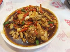 -堂瓦里·33年传统赣菜(第一街区店)