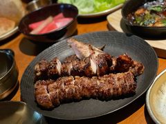 猪五花的天花板-SHAN山(前滩太古里店)