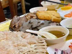 -官塘陈记鱼生·潮汕砂锅粥·牛肉火锅(潮枫路总店)