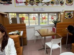 -荣晖咖啡美食(司打口店)