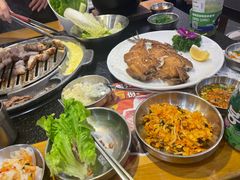 -GOGIYA·咕叽吖韩国传统烤肉店(东方新天地店)