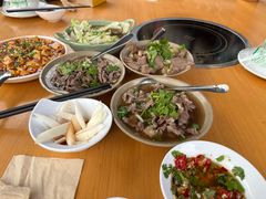 -大众跷脚牛肉馆·非遗传承单位(峨眉山店)