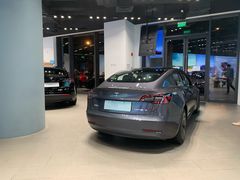 -TESLA 特斯拉(上海太古汇体验店)