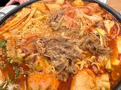 -WOW LUCKY创意韩料(龙阳广场店)