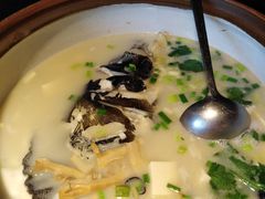 -姜君·千岛湖鱼头馆(浦东大道店)