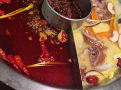 -佬土鹅肠火锅(解放路店)
