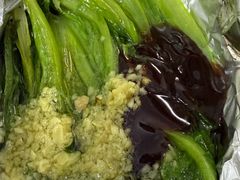 锡纸油麦菜-有间冰室(侨港风情街店)