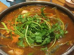 -老凯俚酸汤鱼(鸿通城店)
