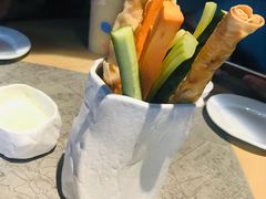 -穹六人间 people 6(岳阳路店)