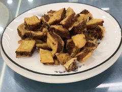 -虹海圣肉饼店家常菜馆