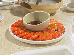 -三亚火车头万人海鲜广场