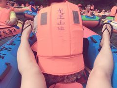 -安吉龙王山峡谷漂流