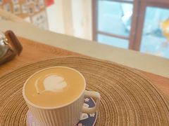 拿铁-C.Y Cafe