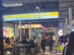 -哈哈碳都·牛肋条无限自助烤肉(宝龙店)