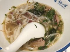 -美奈小馆·越南料理(中航城君尚购物中心店)