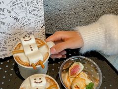 -HUG·拥抱咖啡(郑州宝龙广场店)