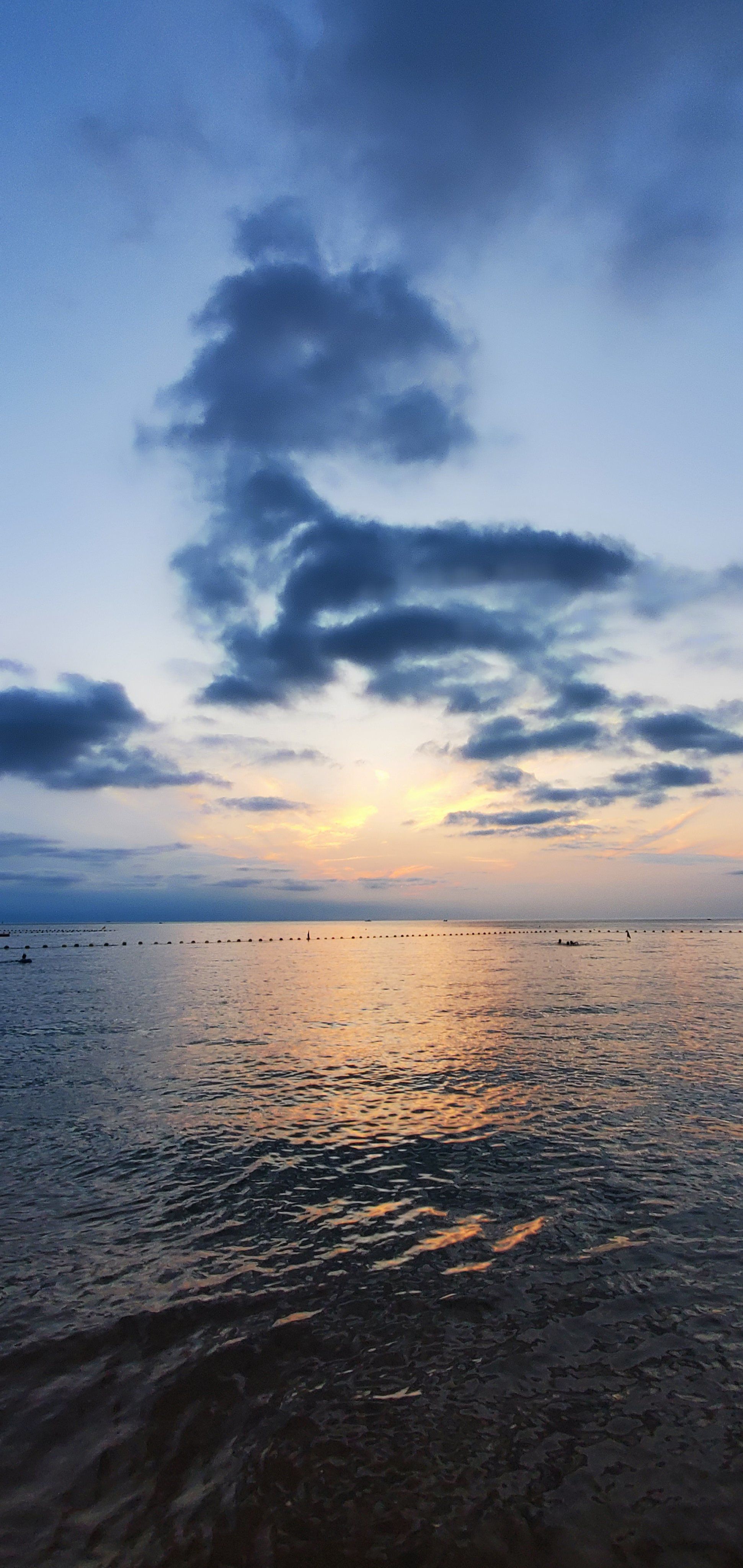 海天相接的美景