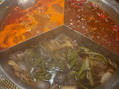 -廖掌柜·重庆鲜货火锅(上海首店)