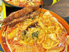 -嘎嘎香·大茶缸麻辣烫