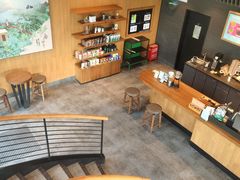 -星巴克(武汉金色港湾店)