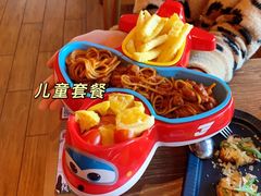 -必胜客(南锣鼓巷店)