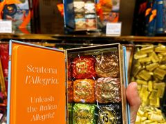 -VENCHI 闻绮(北京国贸商城店)