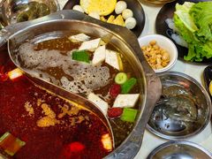 -尚品海鲜肥牛自助火锅(湖明店)