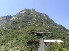 -抱犊寨风景区
