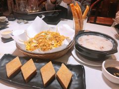 招牌脆皮松糕-味可道美食坊(福基路店)