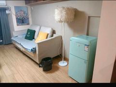 -乐嗨公寓(苏州火车站店)