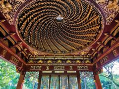 -汇龙潭