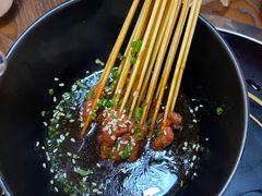 -虾弄弄海派小龙虾·牛羊蝎子火锅