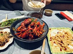 -肥肥虾庄·金牌油焖大虾(杨园滨江时代walk店)
