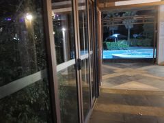 -张家港金凤凰度假村温泉