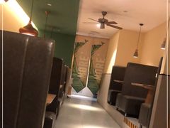 -默加东南亚美食(大宁音乐广场店)