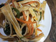 -陇上全荟兰州传统牛肉面(延吉路店)