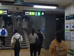 -军事博物馆(地铁站)