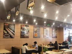 大堂-嘉和一品粥(北京西站北广场北恒大厦店)