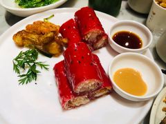 红米脆皮鲜虾肠-蝴蝶里·粤菜·点心(滨江龙湖店)
