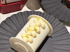 -潮一不贰·法式甜品·生日蛋糕·西式简餐(外滩店)