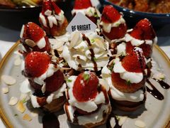 草莓忌廉华夫饼-BE BRIGHT KITCHEN(正佳广场店)