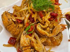 -覃记海鲜美食餐厅