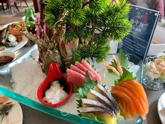 -小天鹅戴斯酒店鲸鲨百汇创作料理