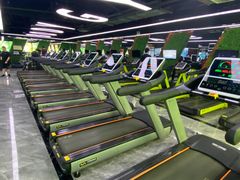 -宝德龙游泳健身